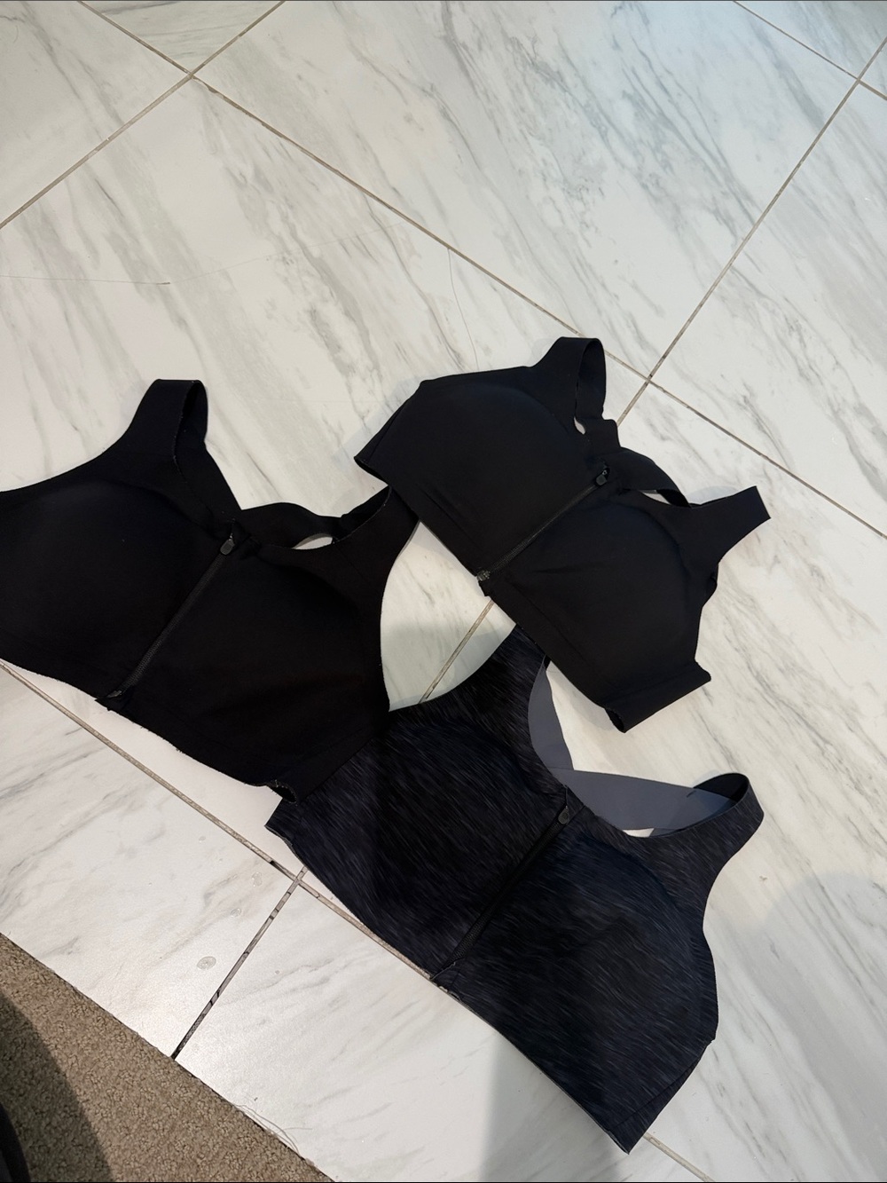 Lululemon Enlite Bras - 36D